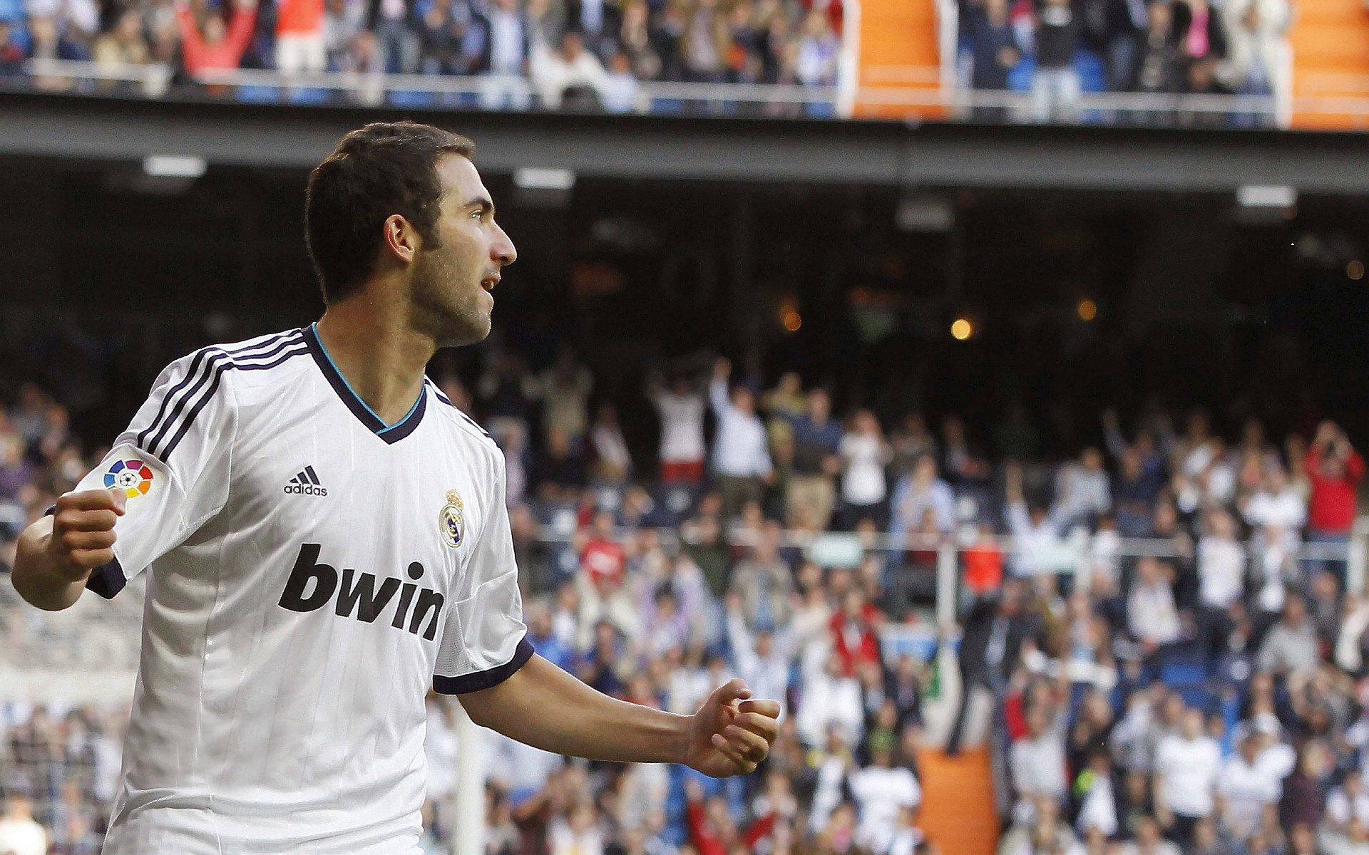 FB2026-法拉利力克哈斯，皮亚斯特里状态火热，新星崛起与车队策略的胜利